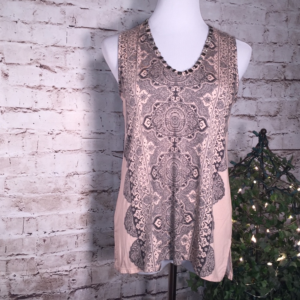 😍Rose & Olive Sleeveless Top
